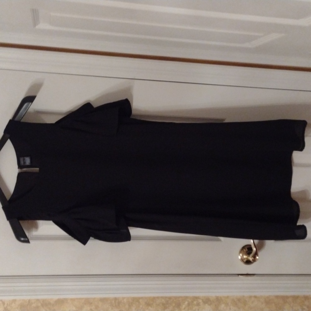 City Streets Women's Black Dress Size 8 Open Shoulder Gently Used